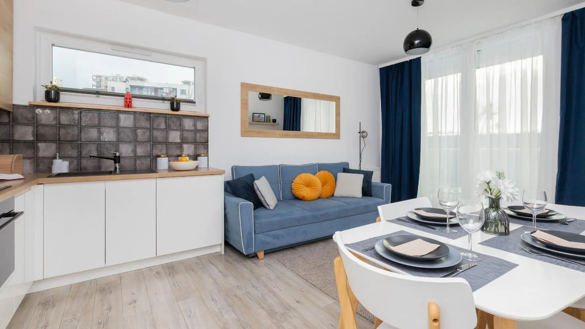 Solvo Apartment With Balcony & Parking Gdansk Przymorze By Noclegi Renters