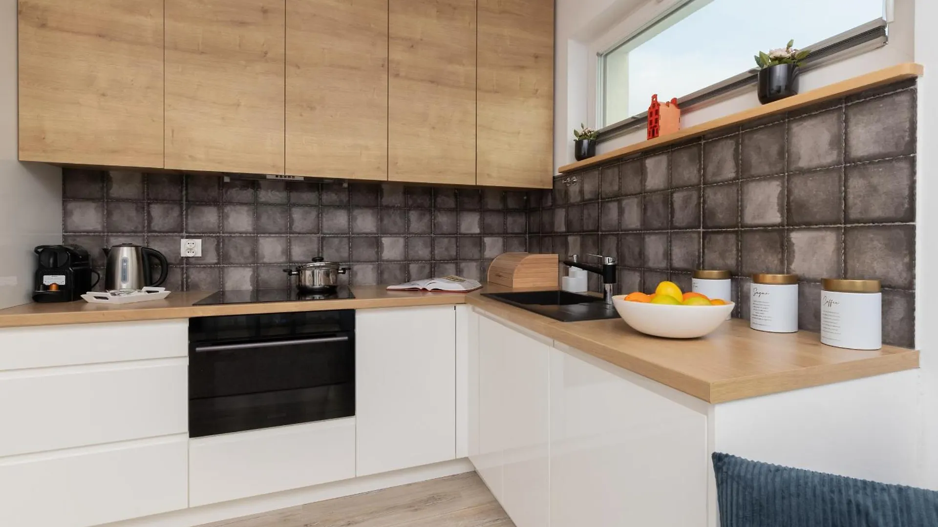 Solvo Apartment With Balcony & Parking Gdansk Przymorze By Noclegi Renters